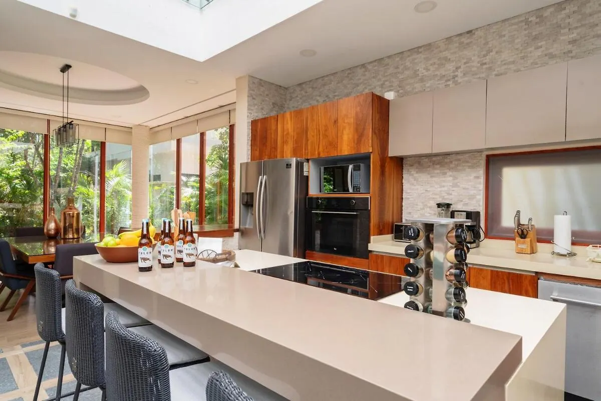 9Br Luxury Villas Aldea Zama, Private Pools & Gym! Tulum